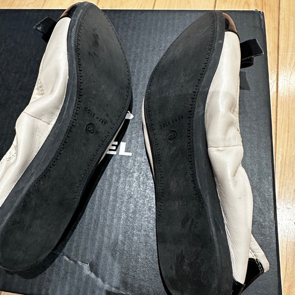 Cole Haan Bow Flats (Used like new, barely worn) - Picture 3 of 5